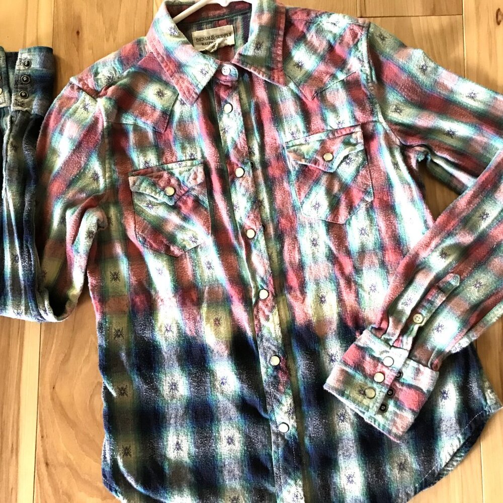 Ombre Bleached Flannel Shirt Upcycled Painted Sweater Weather Size Small - Picture 6 of 13